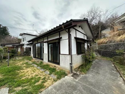 Fukushima City, Iino Town, Mukadate (Matsukawa Station) Single-story building 4DK