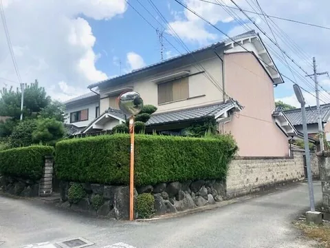 Sakurai-city, Sakurai, Japan (Makimukai station) 2F 6DK

3.8 million yen