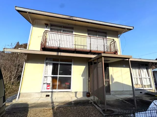 Koriyama City, Nakata Town, Nakatsukawa, Goshimaki (Yatagawa Station) 2-story building 5DK