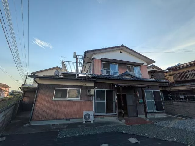 Matsumae Town, Iyo County, Oaza Tsutsui (Matsumae Station) 2-story 4DK