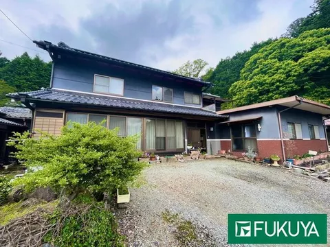 Hari Town 8.8 million yen