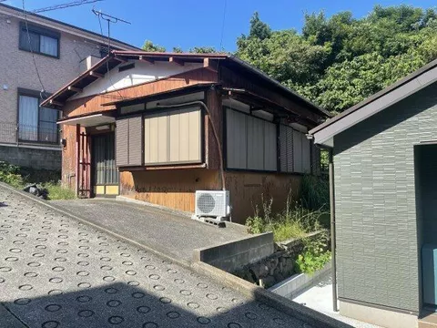 (Yugawara station) Single story house 4DK

Single-storied house 4DK 6.8 million yen