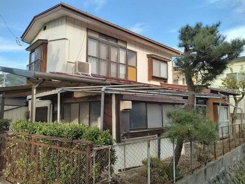 Suwa County, Shimosuwa Town, Nishi Shio (Shimosuwa Station), two-story building, 5K