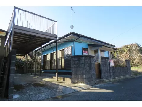 Tomita 5.3 million yen