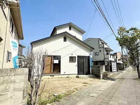 Used single-family home in Kagawa Prefecture, Nakata District, Tadotsu Town, Sakaemachi 3-chome