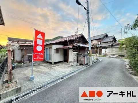 【1.5 million】 Immediate delivery available! 4DK used house in Katayama, Tatsuno City, Ryuno Town / Well-developed surrounding environment