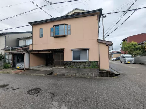 Takaoka City, Ishise (Etchu Nakagawa Station) 2-story 7K