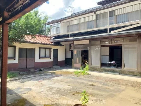 Sakushi Kiyokawa (Ryuo Castle Station) 2-story building 13K