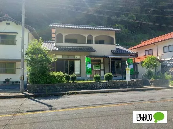 Iwakuni City, Mikawa-cho Minami Kusa (Negasa Station) 2-story 5DK
