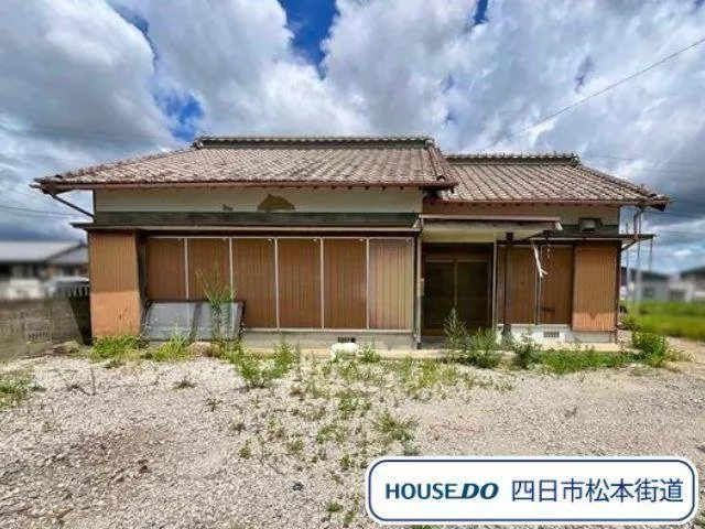 A tranquil environment with tea fields, approximately 139 tsubo 4DK