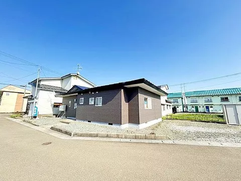 Used single-family home in Takasu, Kitaakita City, Hirazaki Kamidaitai