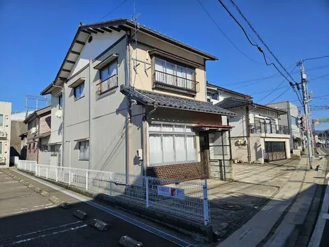 Awara City, Hananomori 1-chome (Awara Onsen Station), 2-story, 9DK