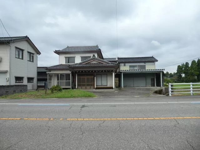 Toyama City, Yao Town Kuroda, 2-story building, 9DK