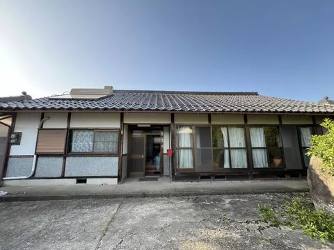 ■ Spacious land of approximately 638 tsubo! ■ Popular single-story house!