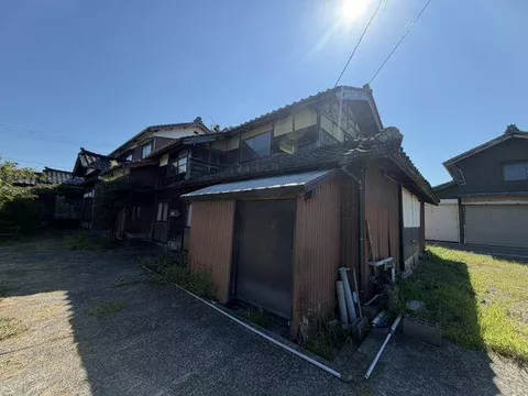 Nagaoka City, Teradomari Town, Karui (Teradomari Station) 2-story 8LDK