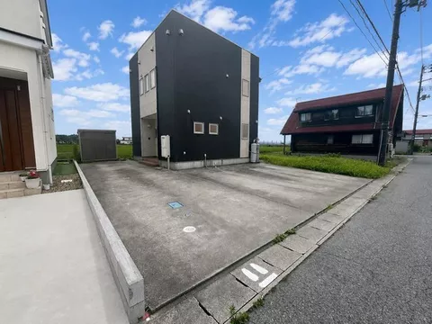 Iidagawa Iizuka Ienokoshi (Ugo Iizuka Station) 9.9 million yen