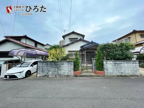 Nakama City Tsuya 6-chome (Tsuya Station) 2-story building 4LDK