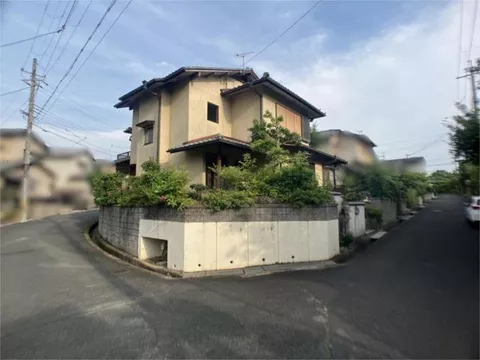 Kizugawa City, Minami Kamodai 14-chome (Kamo Station) 2-story 8LDK