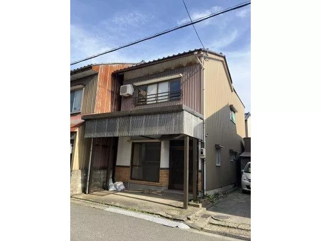 ~Used house in Ashiwa 2-chome, Fukui City~ Owner change property~