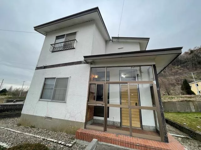 Kameda District, Nanae Town, Aza Fujijo 2-story 5LDK