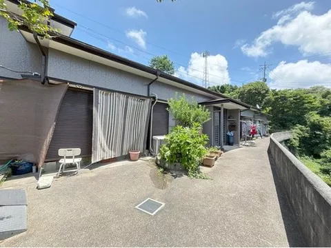 ◎ Realizing rural living in a convenient location ◎ A single-story house that was remodeled about 5 years ago
