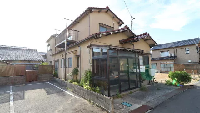 Hakusan City, Mikawahama Town (Mikawa Station) 2-story building 7DK