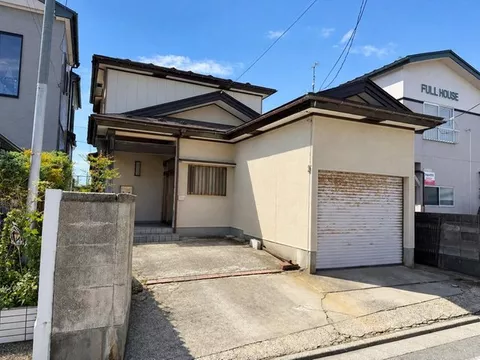 Narayama Furukawa Shinmachi (Ugo Ushijima Station) 6.8 million yen