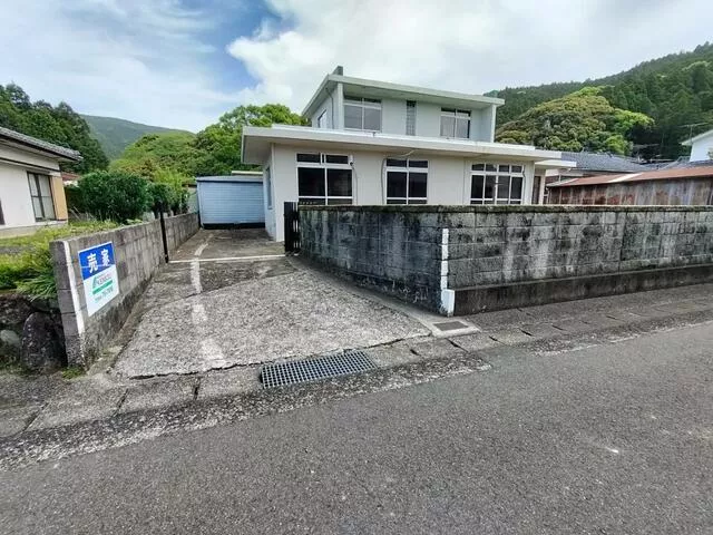 Sasebo City, Sechihara-cho Nakado, 2-story building, 5DK
