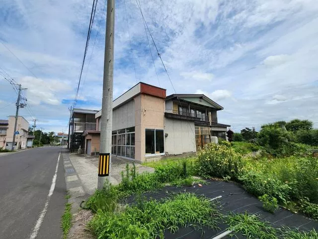 Tsugaru City Kashiwakuwano Kida Chitose (Nakada Station) 2-story 5LDK