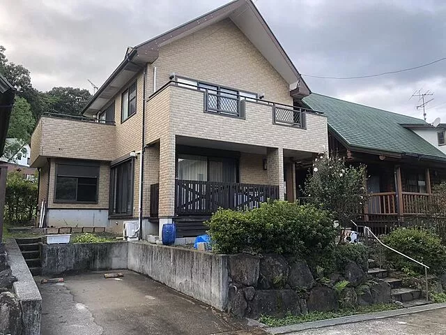 Used single-family home, 37 minutes on foot from JR Kyudai Main Line Amagase Station