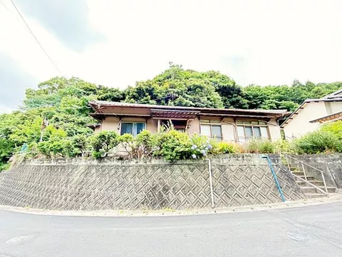 Onga-gun, Onga Town, Beppu (Ongagawa Station) Single-story building 5DK
