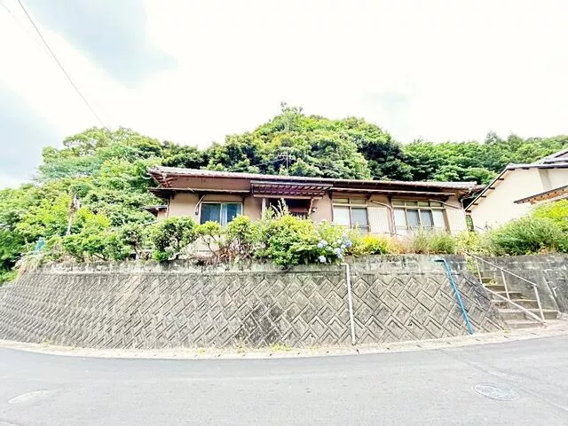 Onga-gun, Onga Town, Beppu (Ongagawa Station) Single-story building 5DK