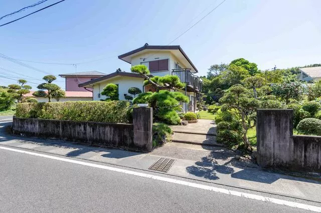 Hioki City, Fukiage Town, Nakanosato (Ijuin Station), 2-story building, 7DK