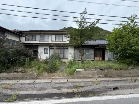Ueda City Higashi-uchi (Oya Station) 2-story 7DK