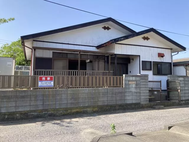 Sanbu County, Yokoshiba-Hikari Town, Kido (Yokoshiba Station) single-story building 3LDK