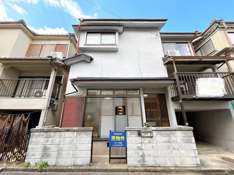 Located 21 minutes on foot from Ikoma Station! Within walking distance to elementary and junior high schools ♪ Good view ◎