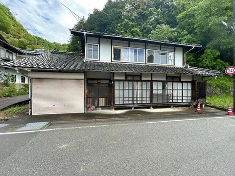 Asago City, Santo Town, Ogaki (Yanase Station) 2-story building 4SDK