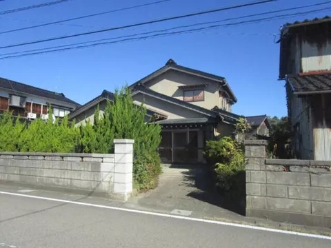 [Approximately 36,000 yen per month] Liveable! ◆8DK◆ Spacious living for multi-generational families or large families