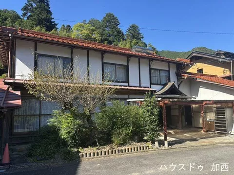 Yabu City, Oya Town Osugi (Yoka Station) 2-story building 6DK