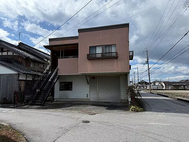 Used single-family home, Nagahama City, Kamizato Town