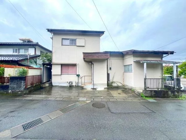 Nishida-cho, Kofu-shi (Kofu Sta.) 2F 4SDK

3,800,000 yen