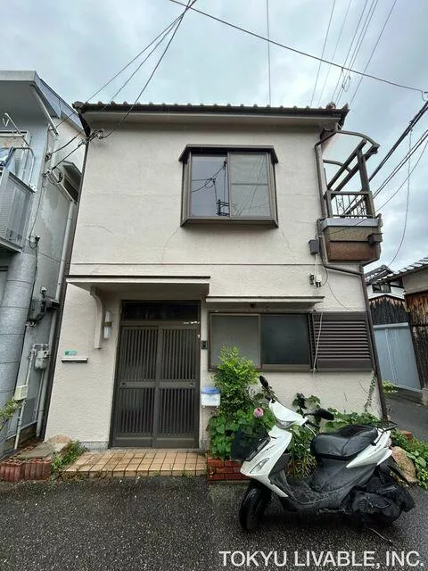 Itami City Minamino Kita 2-chome (Shin-Itami Station) 2-story 3DK