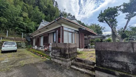Miyazaki City, Oaza Ukita, single-story building, 6DK