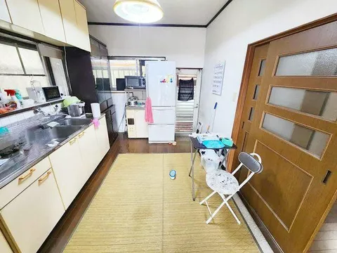 4DK, 2-story building, Orito-no-Kami 4-chome, Moji Ward, Kitakyushu City (Moji Station) - 1.8 million yen - Image 4