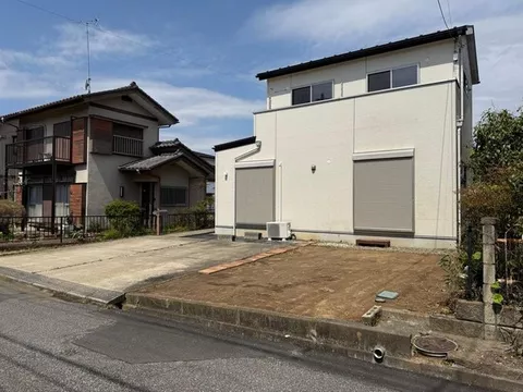 Built in November 2014, 400m to Kukizaki Third Elementary School