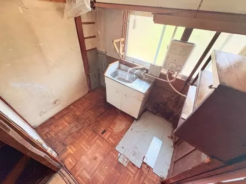 Yakumo Nishimachi 1-chome, Moriguchi City (Moriguchi Station) 2-story building 5K - Image 4