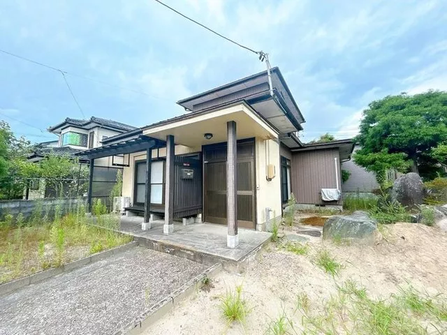 [Open House] Current sale until September 11 / Approximately 500m to the Shufu no Mise Tsuruoka Store Mina Store (by car)