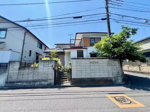 10 minutes to Shin-Toride Station, a prime location on the southeast and northeast corner! 3LDK! Customize it with renovations!