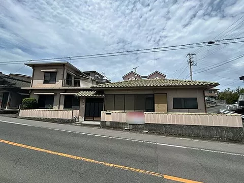 Used single-family home Mitoyo City Takuma Town Takuma detached house