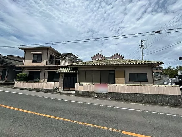Used single-family home Mitoyo City Takuma Town Takuma detached house